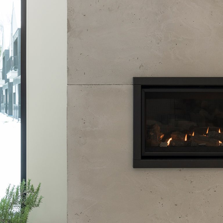 Raw-Finish Peau de béton Panels - Habitat Morin Heights.